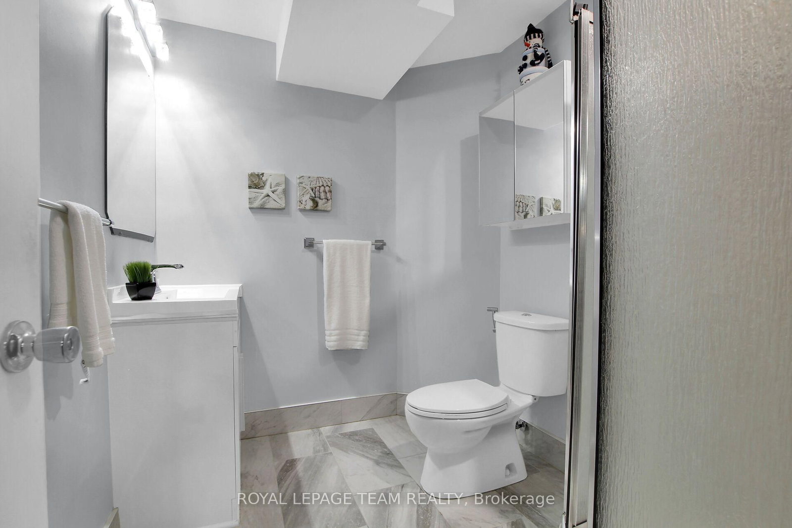 12 Mattawa Crescent • Ottawa, ON photo 41