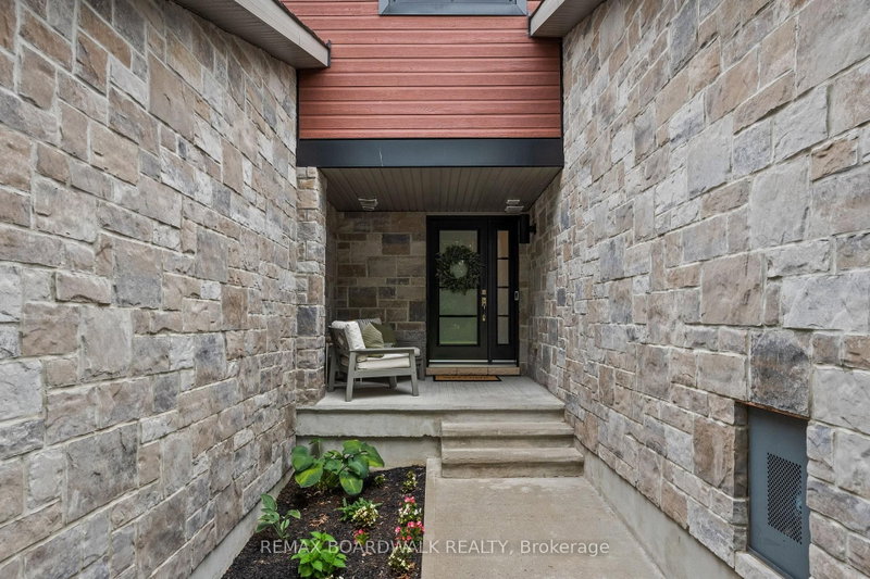 1152 Docteur Corbeil Boulevard