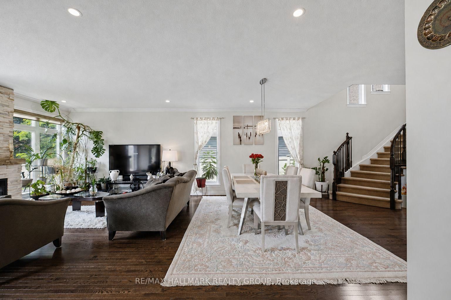 273 GRACEWOOD Crescent • Ottawa, ON photo 13