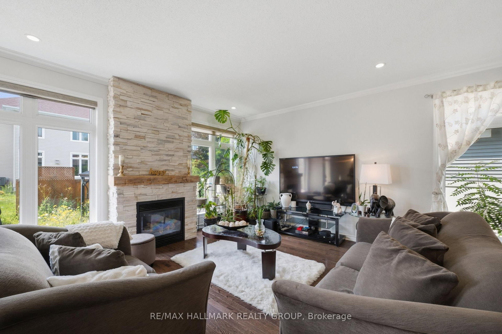 273 GRACEWOOD Crescent • Ottawa, ON photo 19