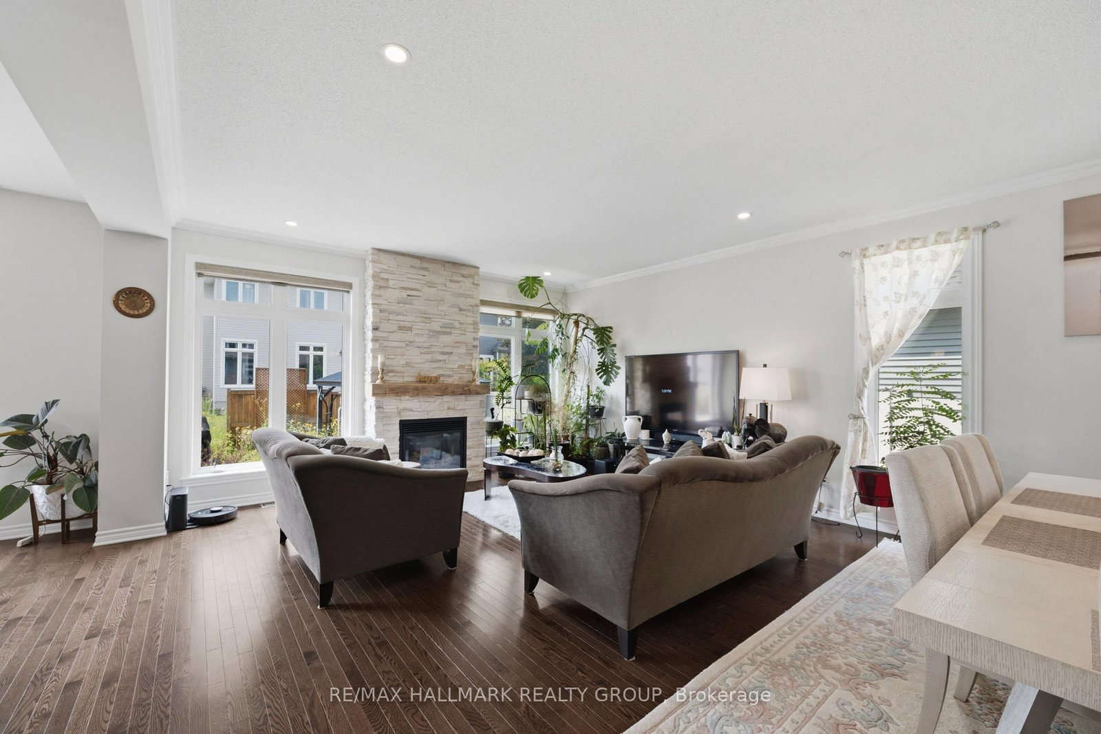 273 GRACEWOOD Crescent • Ottawa, ON photo 20