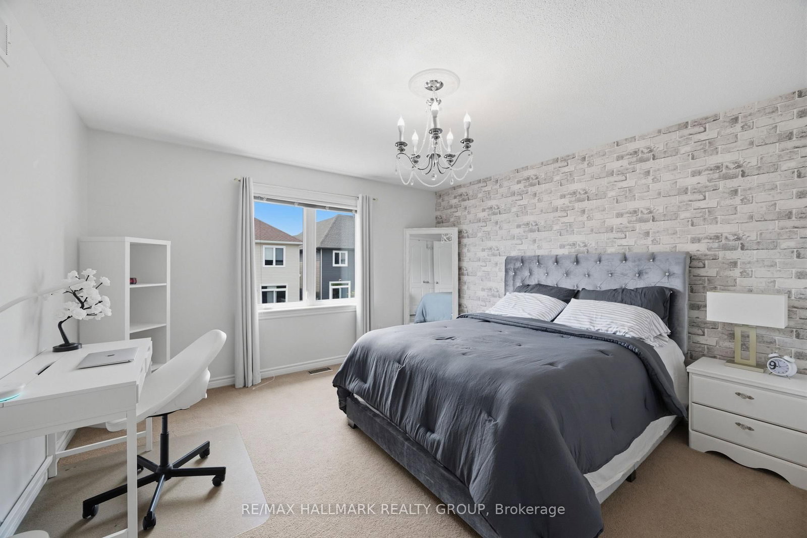273 GRACEWOOD Crescent • Ottawa, ON photo 27