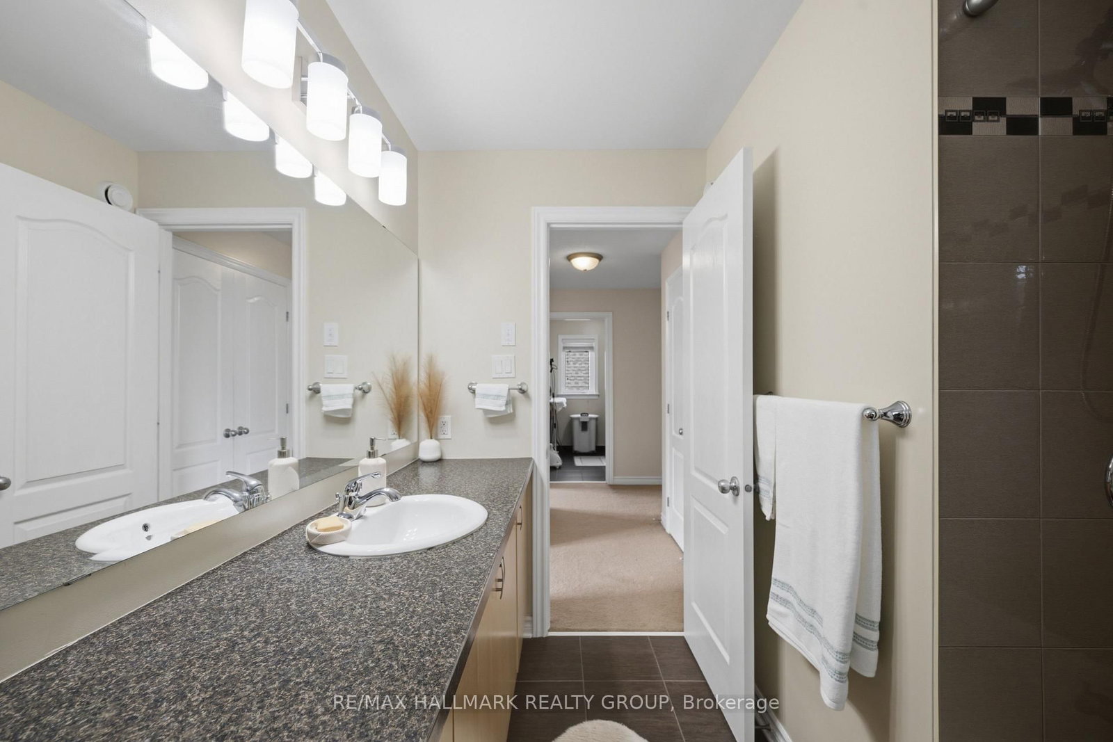 273 GRACEWOOD Crescent • Ottawa, ON photo 29