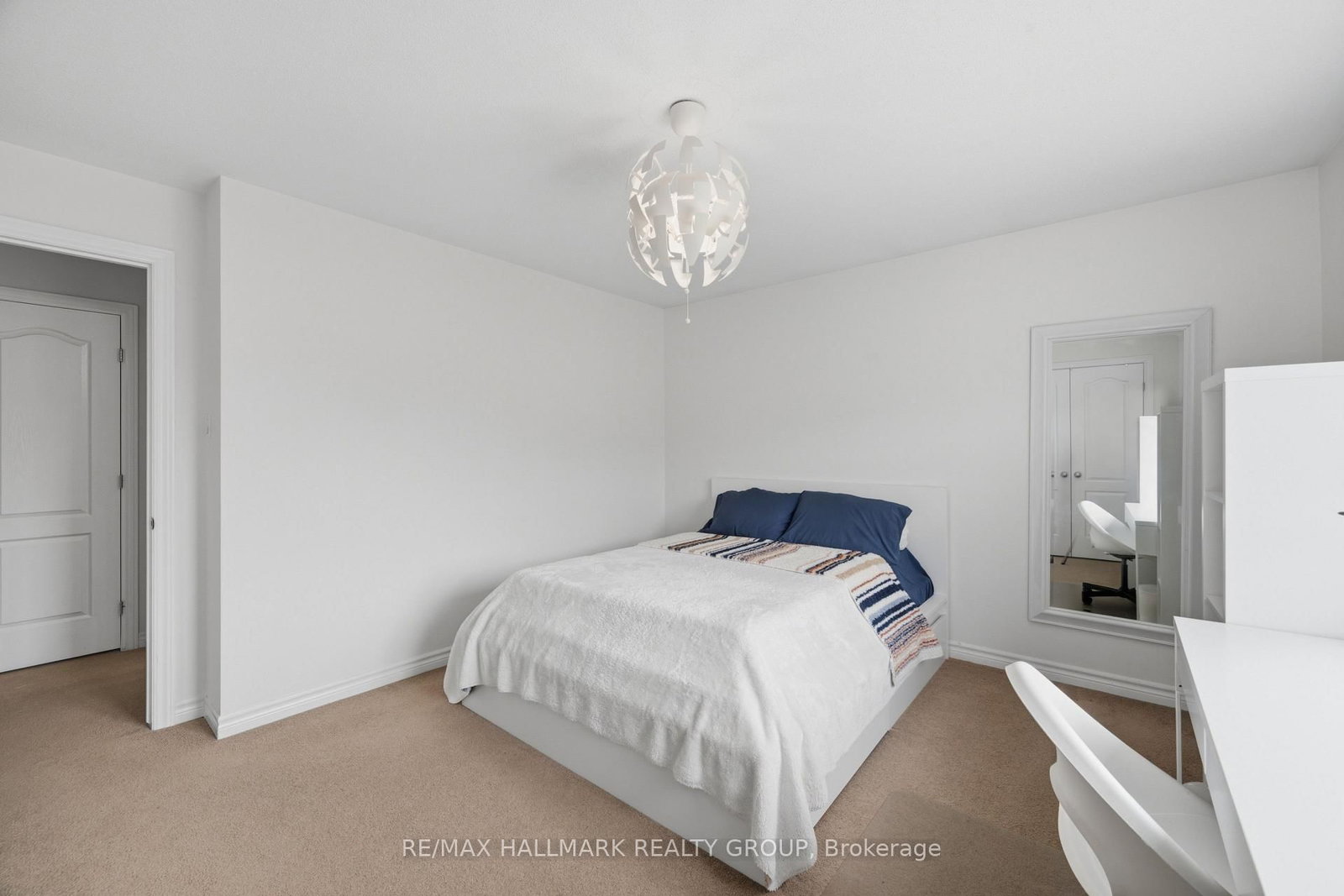 273 GRACEWOOD Crescent • Ottawa, ON photo 32