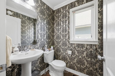 273 GRACEWOOD Crescent • Ottawa, ON photo 5