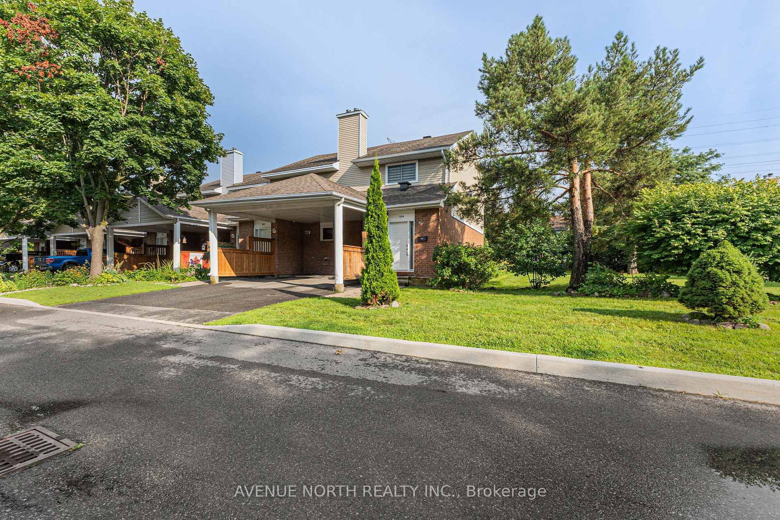 104 Bannerhill Private • #- • Ottawa, ON photo 2