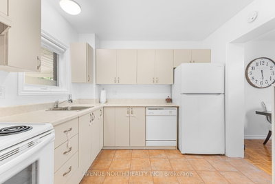 104 Bannerhill Private • #- • Ottawa, ON photo 9