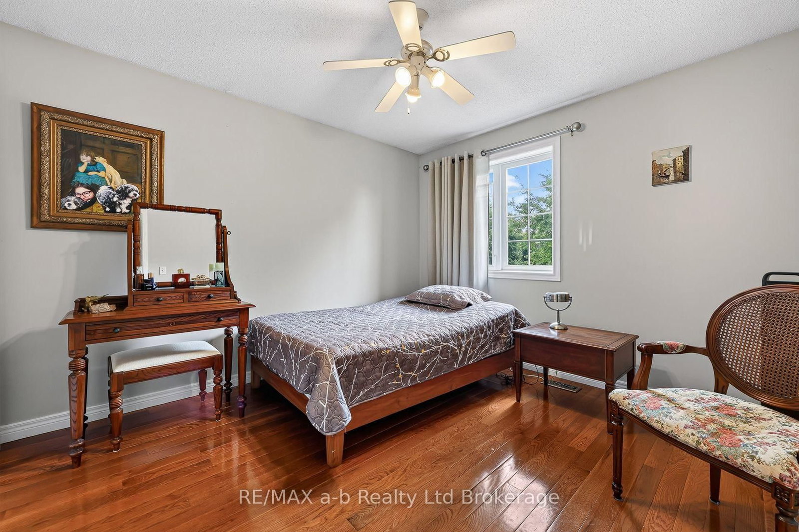 72 Indian Road • Woodstock, ON photo 34