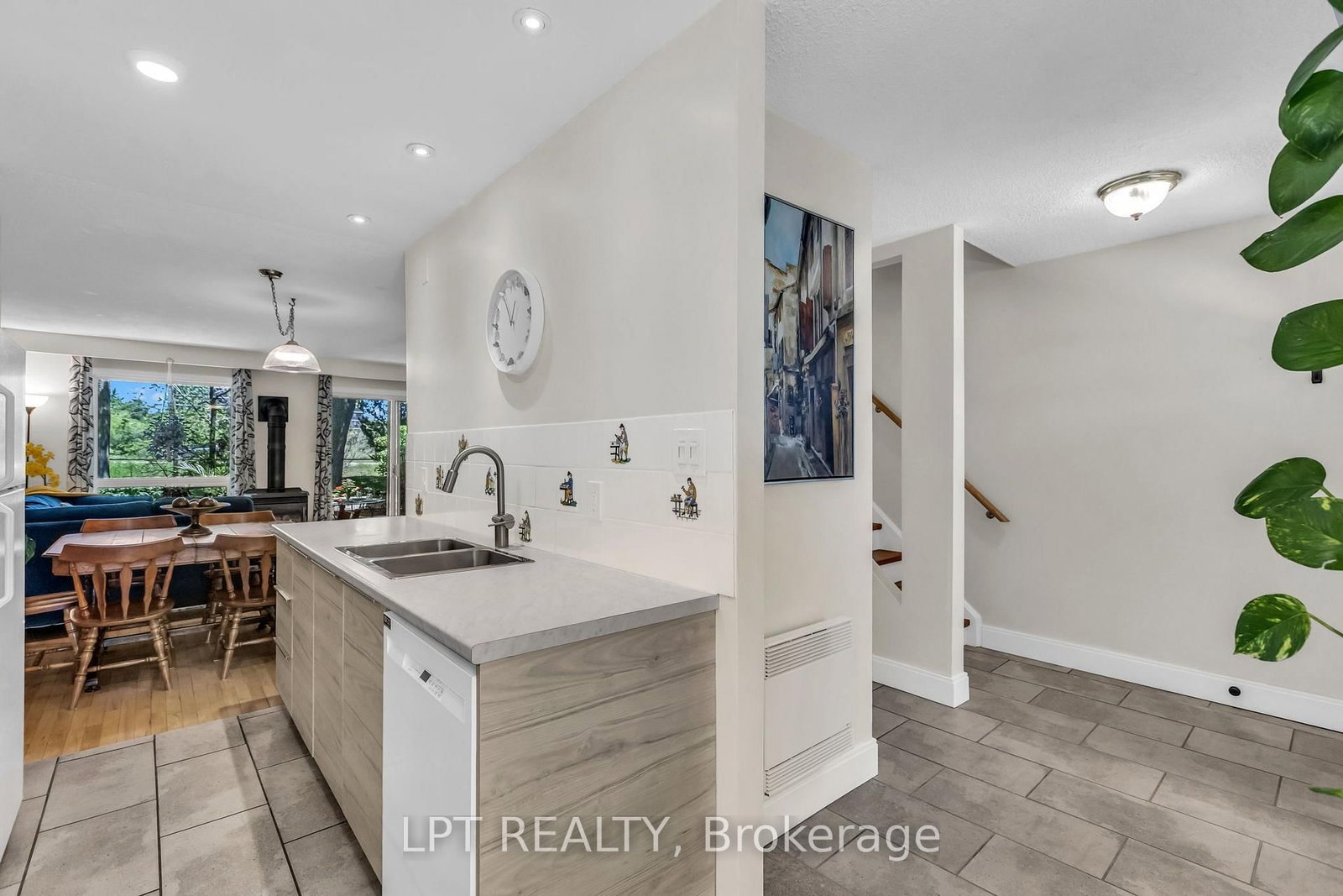 49 Rhonda Road • ## 70 • Guelph, ON photo 12