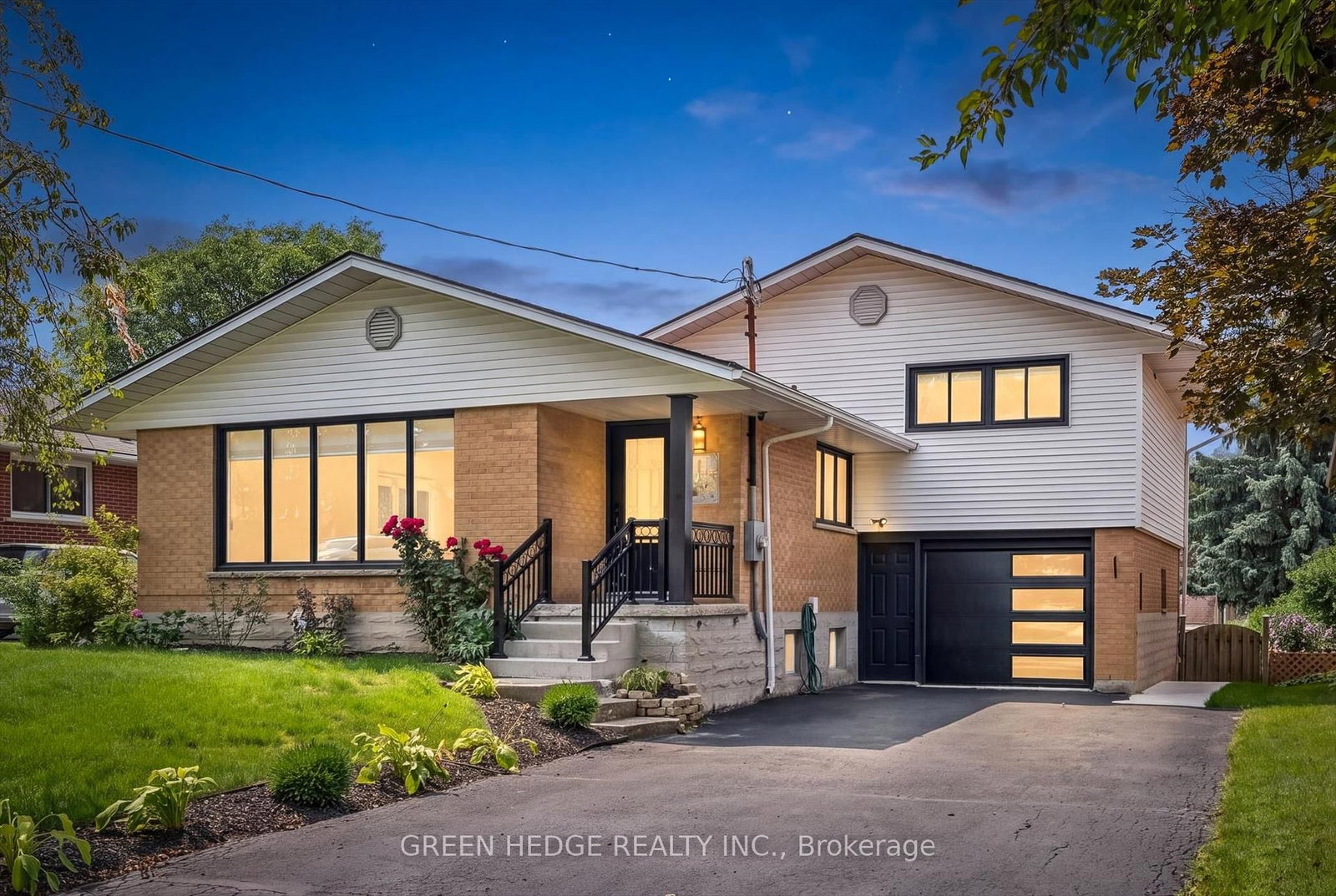 385 Village Crescent • Kitchener, ON photo 1