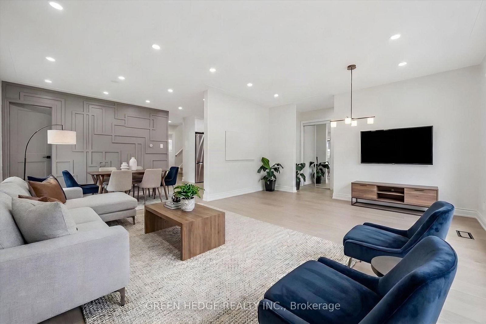 385 Village Crescent • Kitchener, ON photo 11