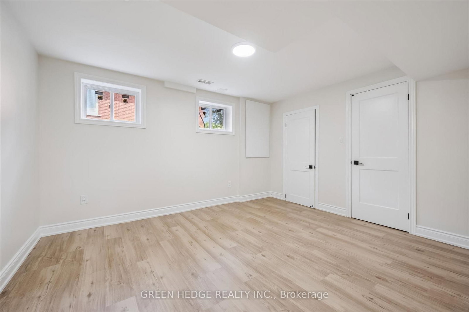 385 Village Crescent • Kitchener, ON photo 39