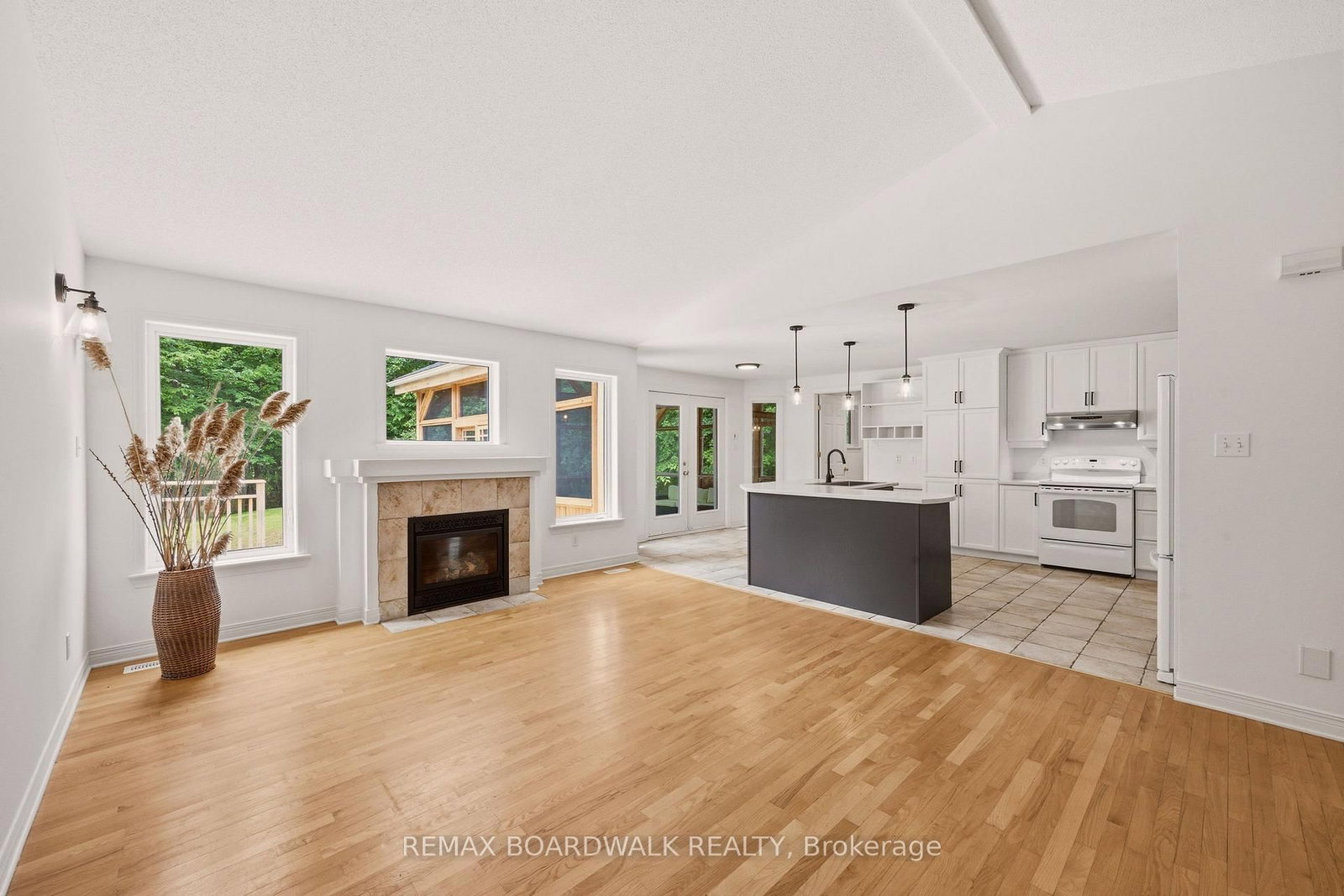 289 Timberwood Drive • Carleton Place, ON photo 4
