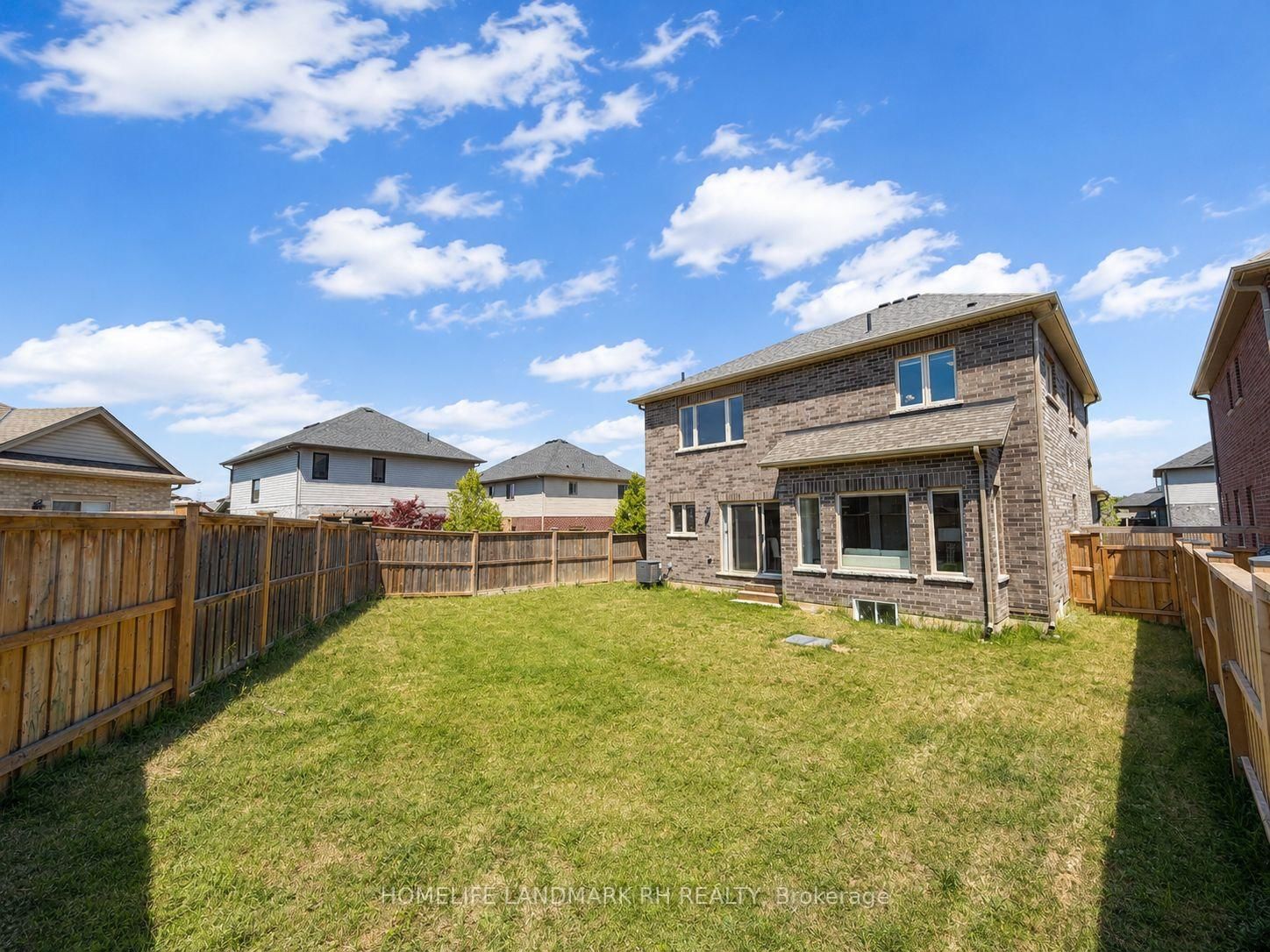 9 Homestead Way • Thorold, ON photo 28