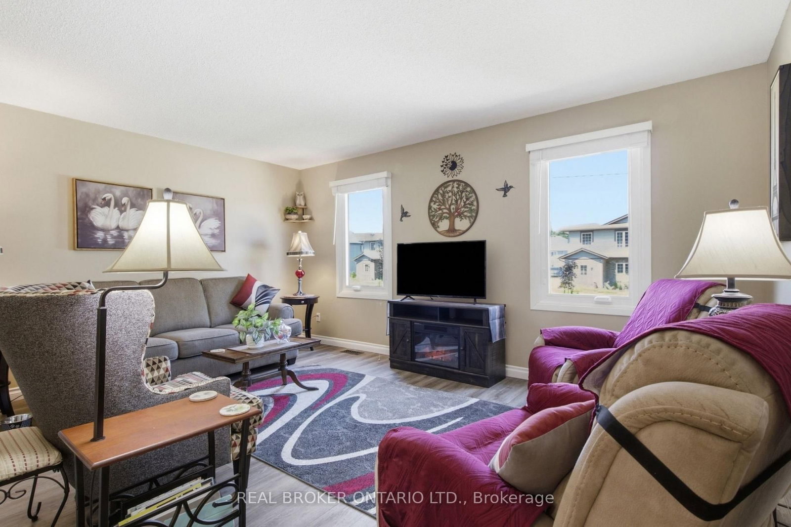 460 Wellington Avenue S • North Perth, ON photo 12