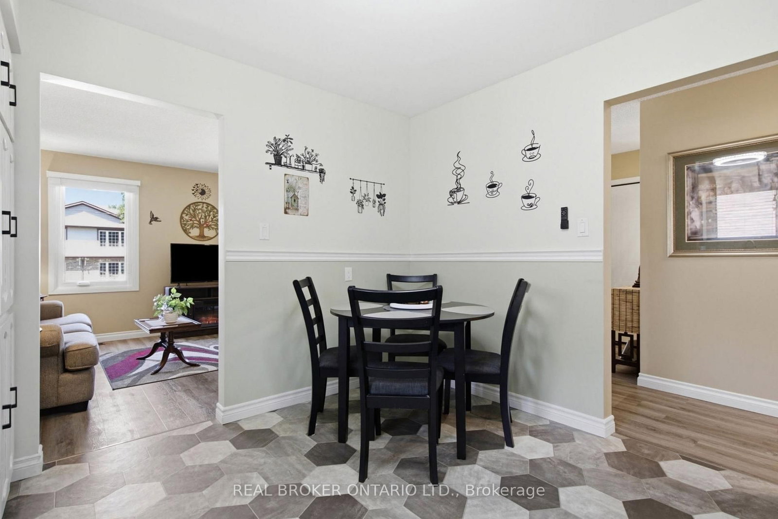 460 Wellington Avenue S • North Perth, ON photo 18