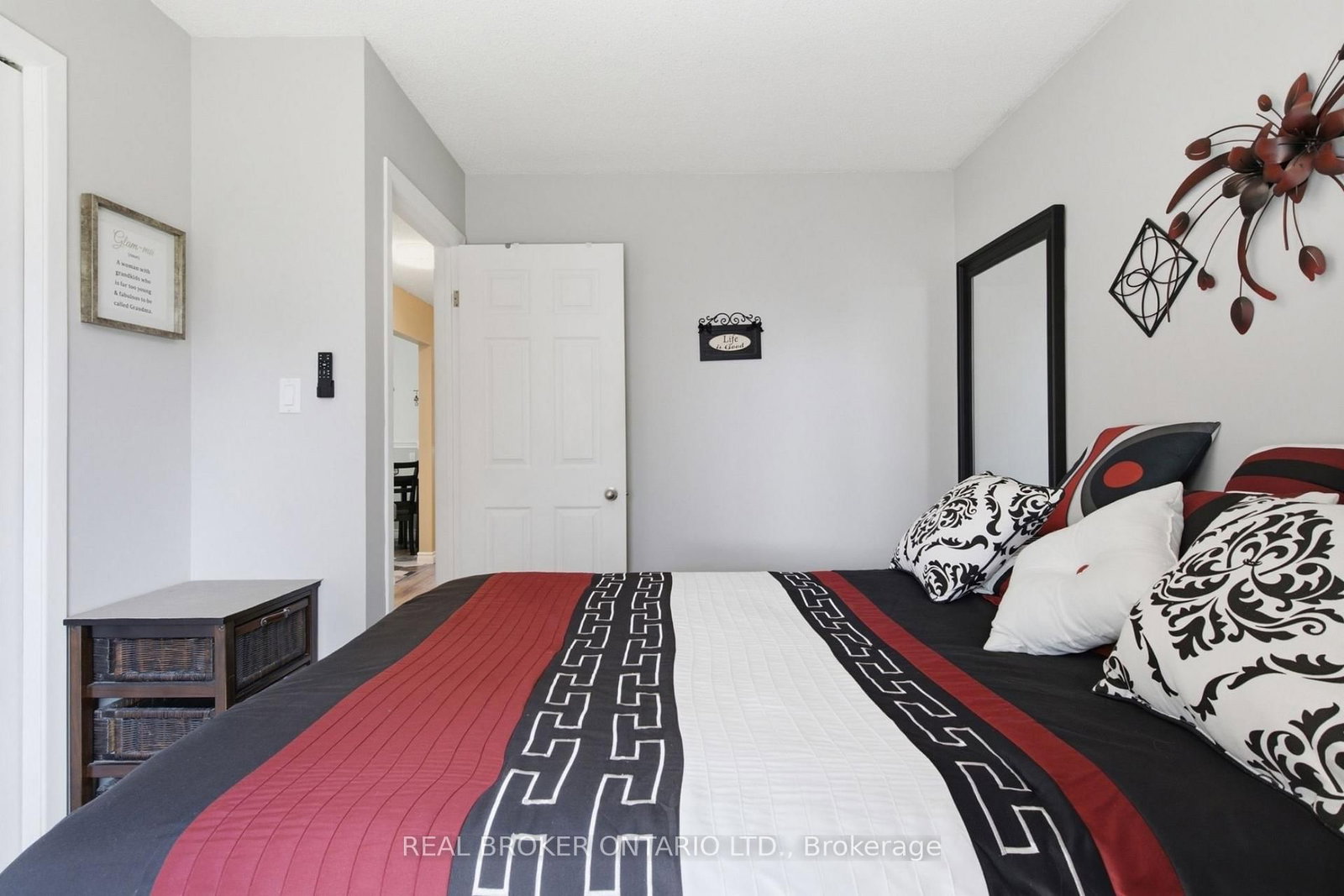 460 Wellington Avenue S • North Perth, ON photo 22