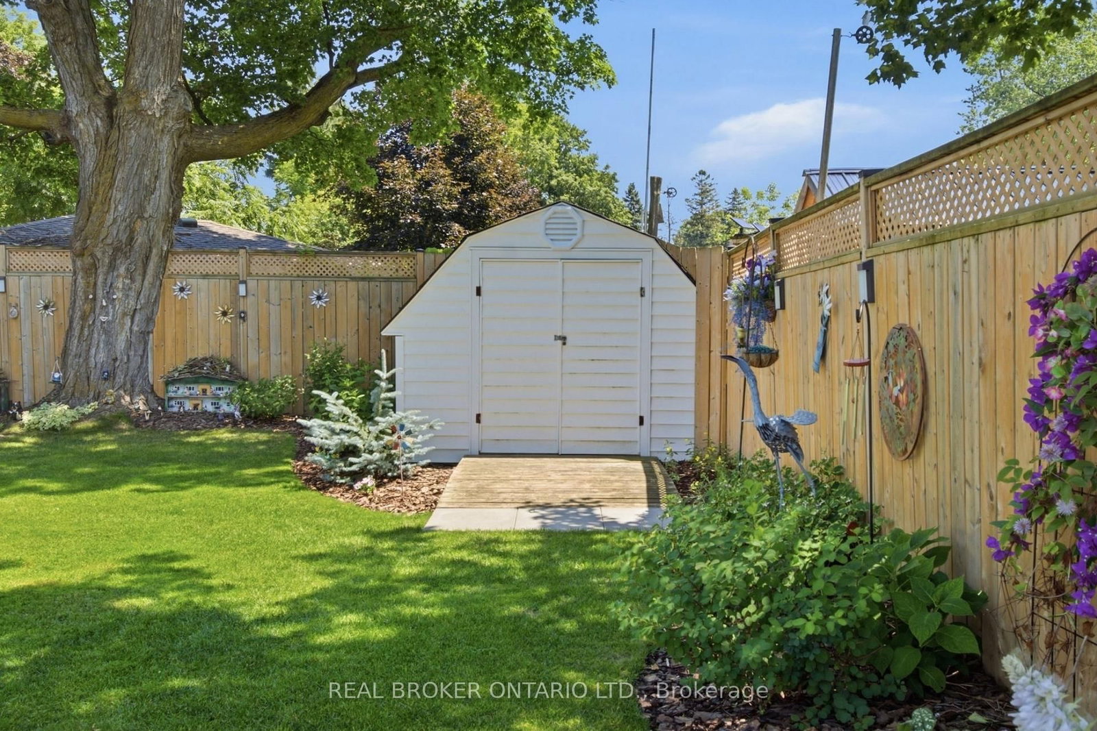 460 Wellington Avenue S • North Perth, ON photo 44