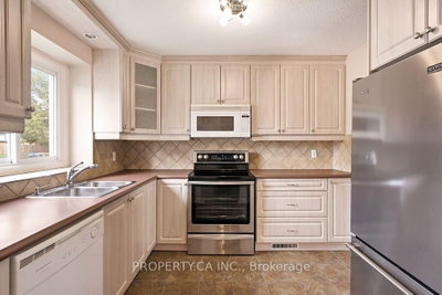 127 Pickford Drive • Kanata, ON photo 5