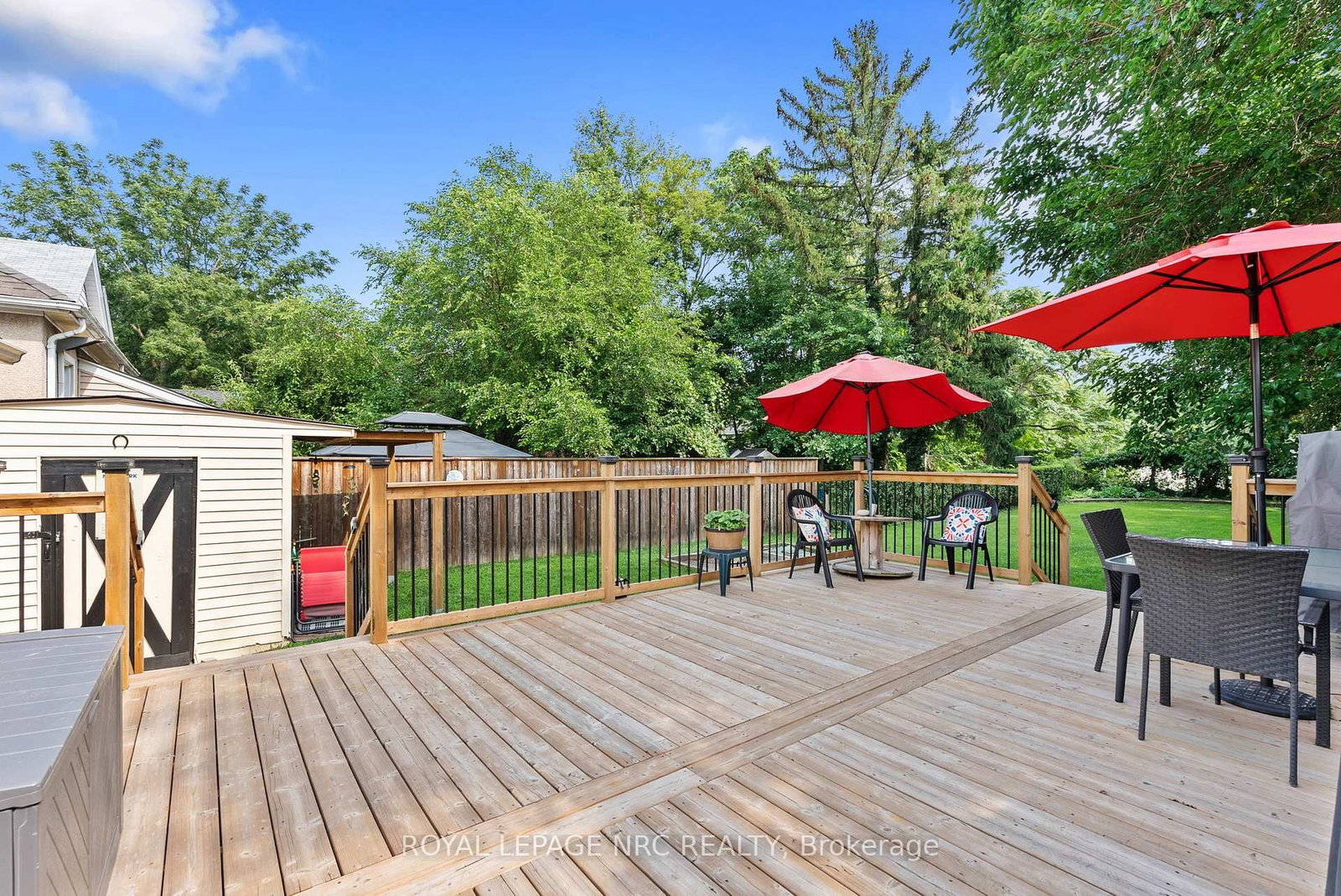 14 Heatherington Street • St. Catharines, ON photo 30