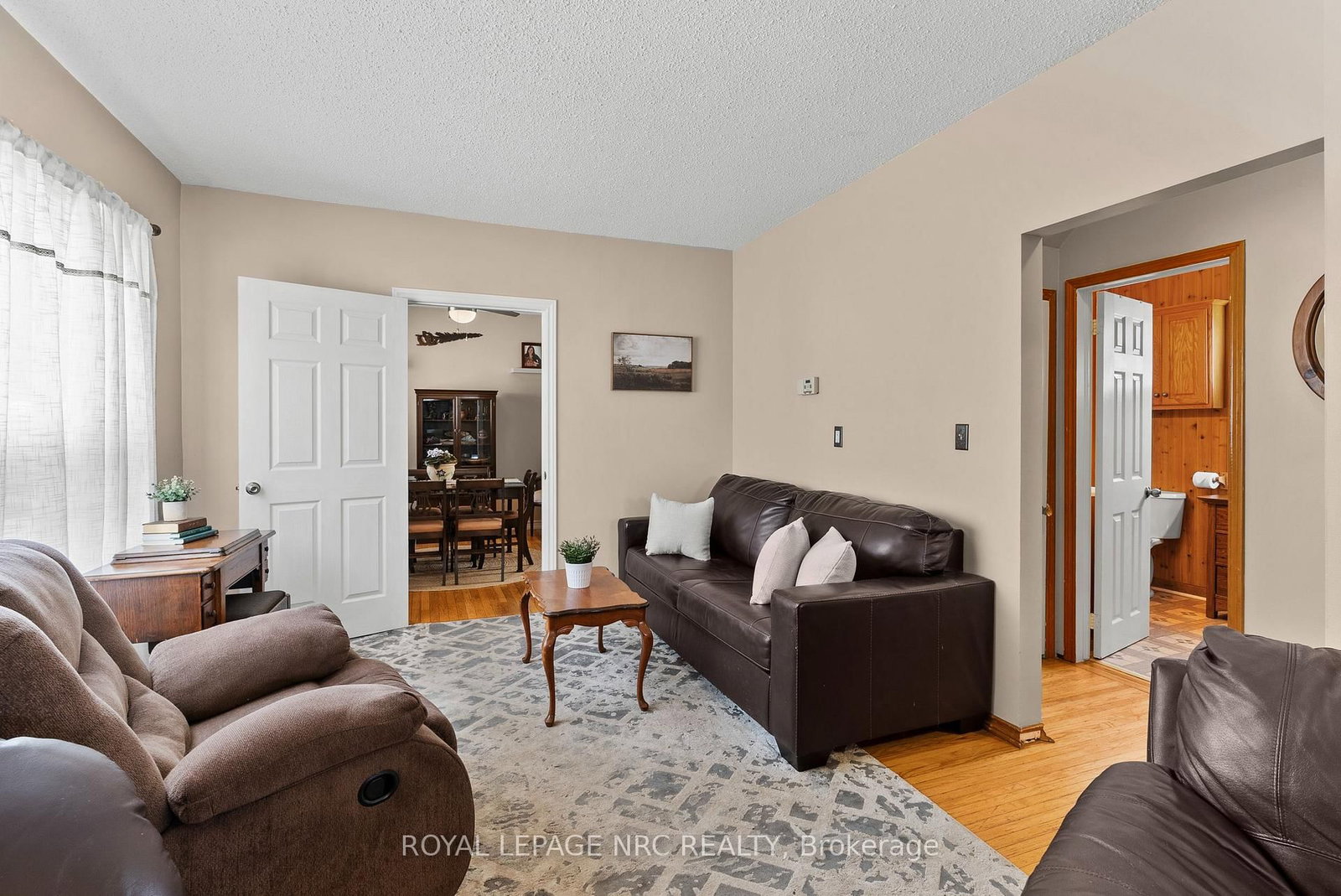 14 Heatherington Street • St. Catharines, ON photo 9