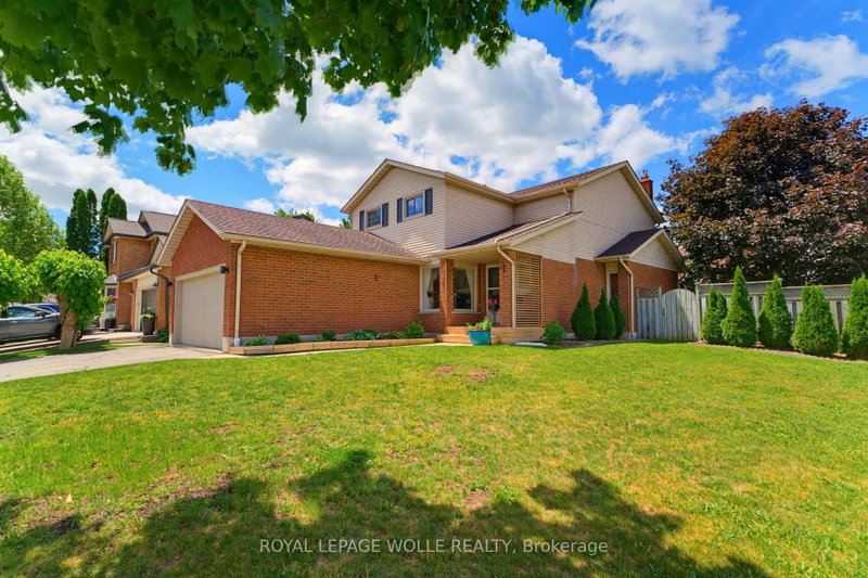 3 Alona Avenue