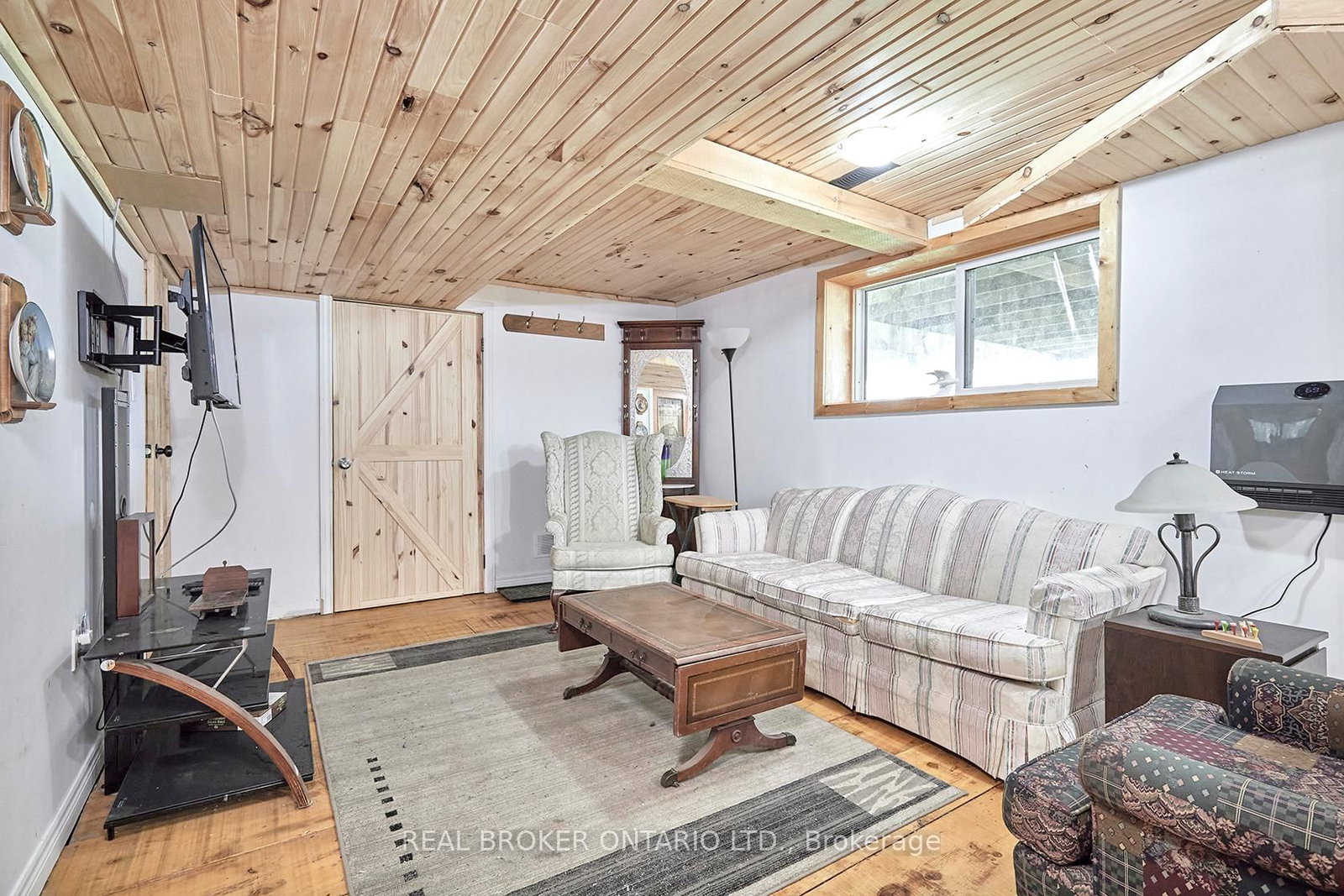 504224 89 Highway • Amaranth, ON photo 42