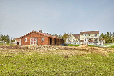 504224 89 Highway • Amaranth, ON photo 8