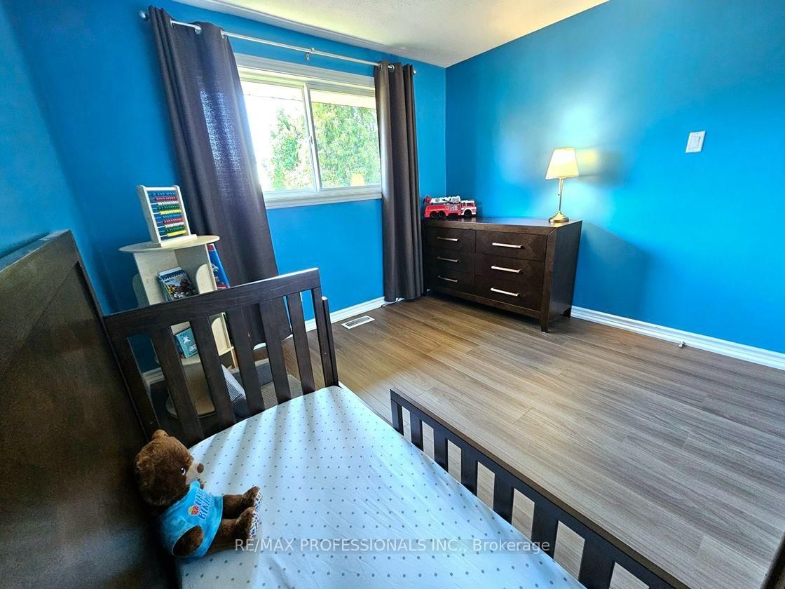 7 Berko Avenue • Hamilton, ON photo 25