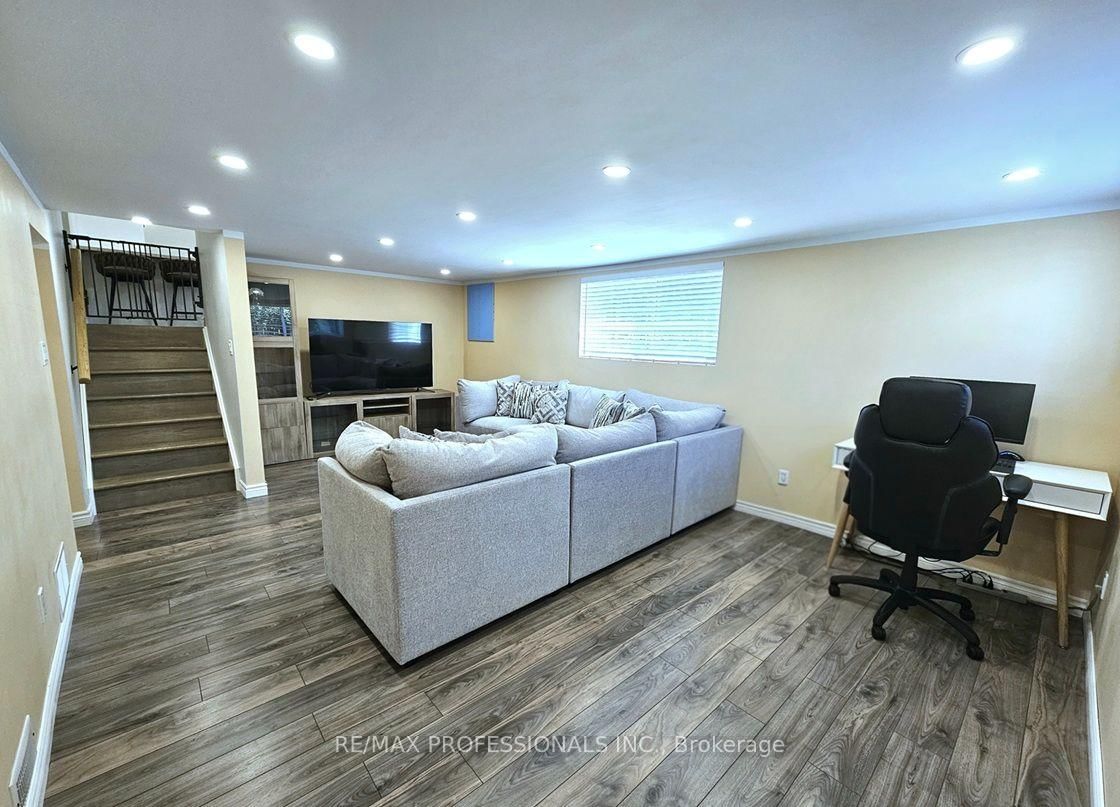 7 Berko Avenue • Hamilton, ON photo 31