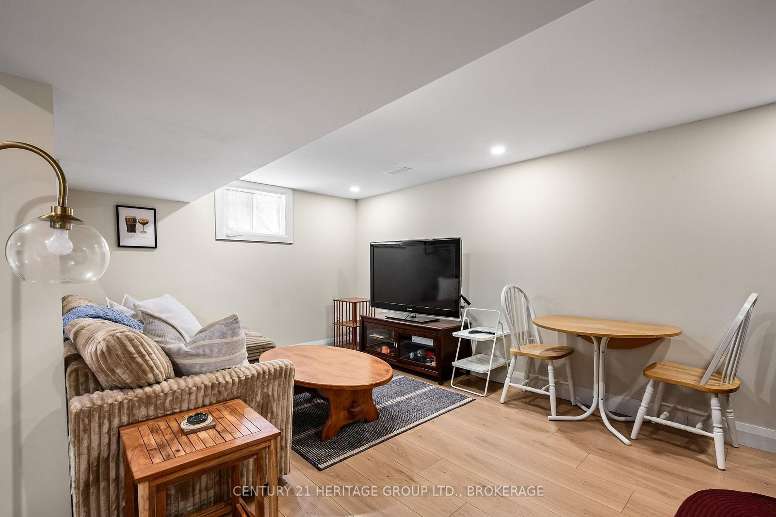 925 Woodbine Road • Kingston, ON photo 21