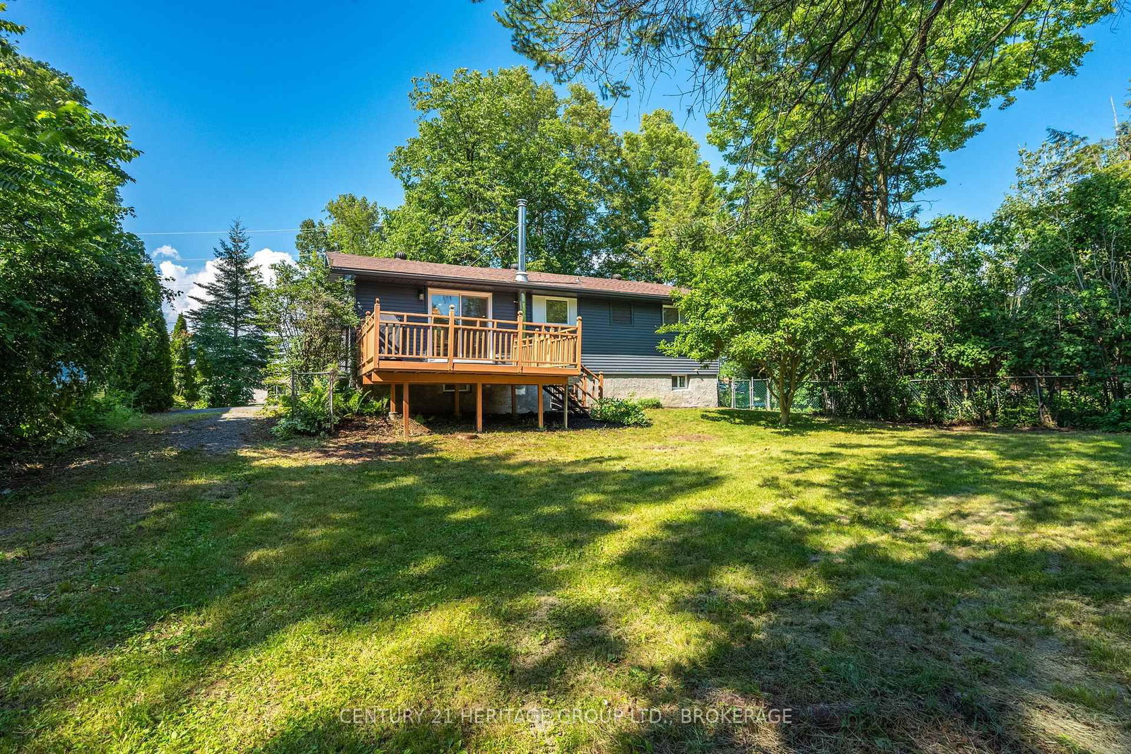 925 Woodbine Road • Kingston, ON photo 32