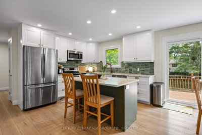 925 Woodbine Road • Kingston, ON photo 6