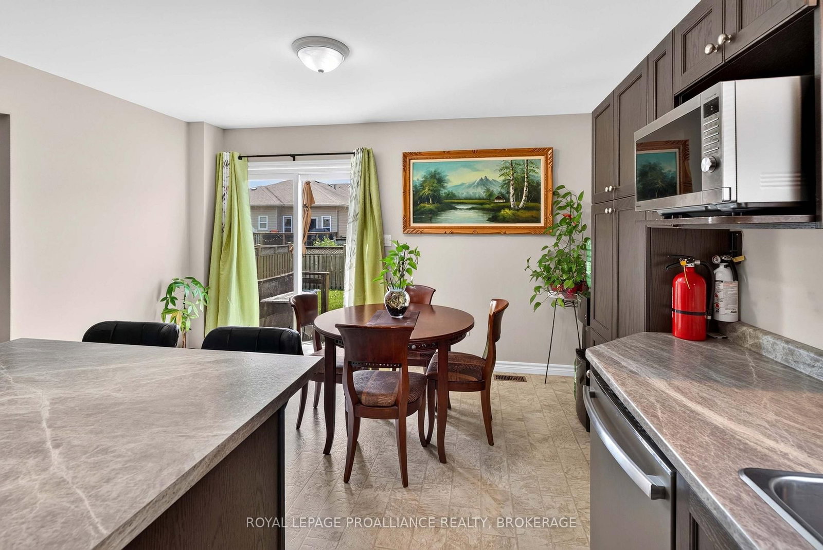 1447 Hanover Drive • Kingston, ON photo 16