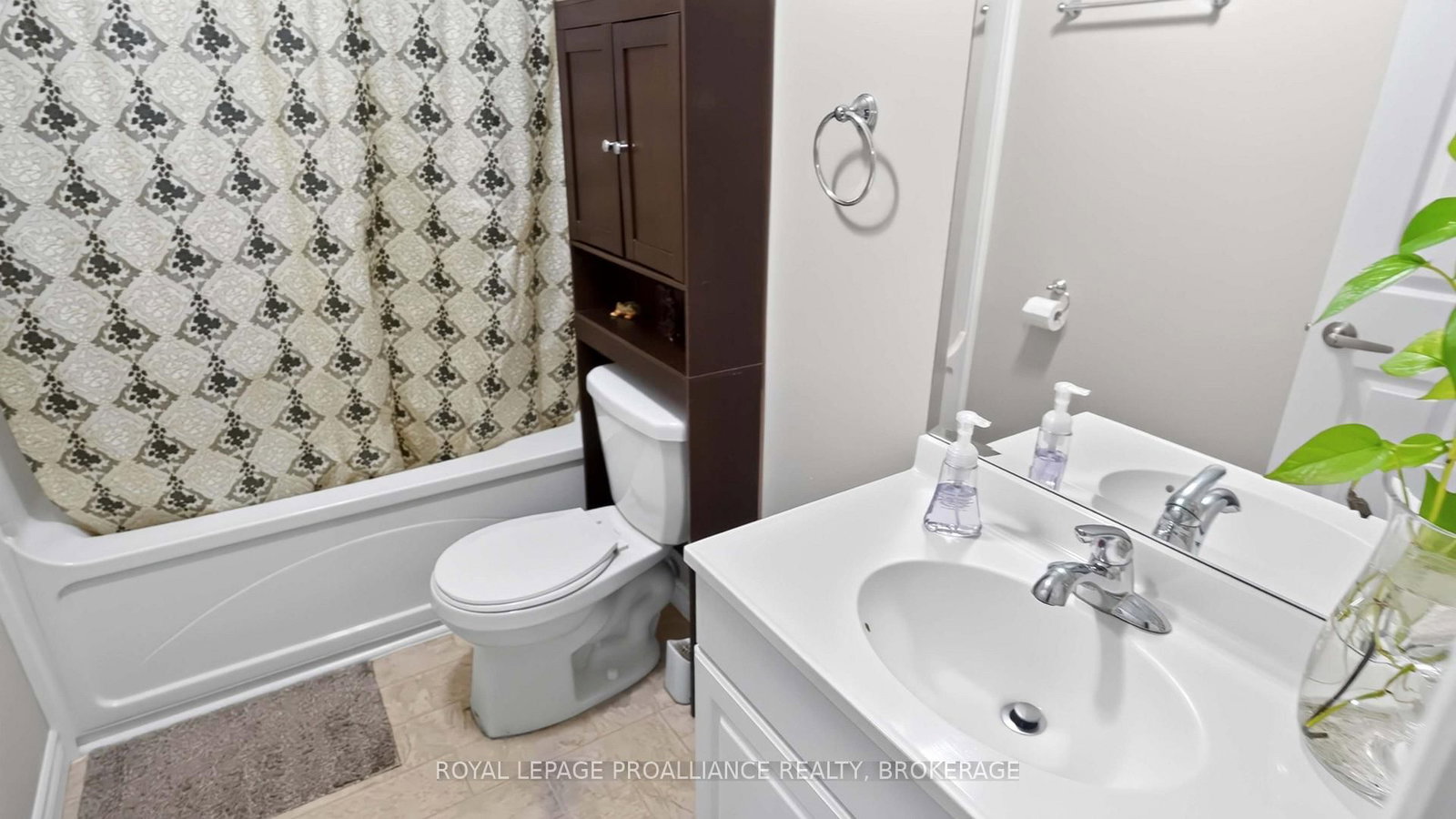 1447 Hanover Drive • Kingston, ON photo 33