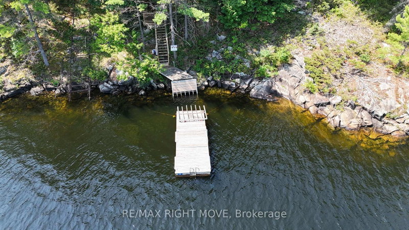 3140 Island 1810 photo 4
