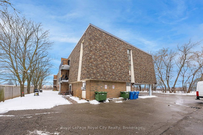 102 - 234 Willow Road