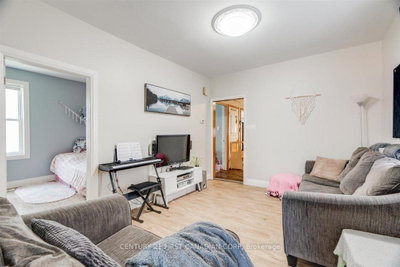 1025 King Street • London East, ON photo 8