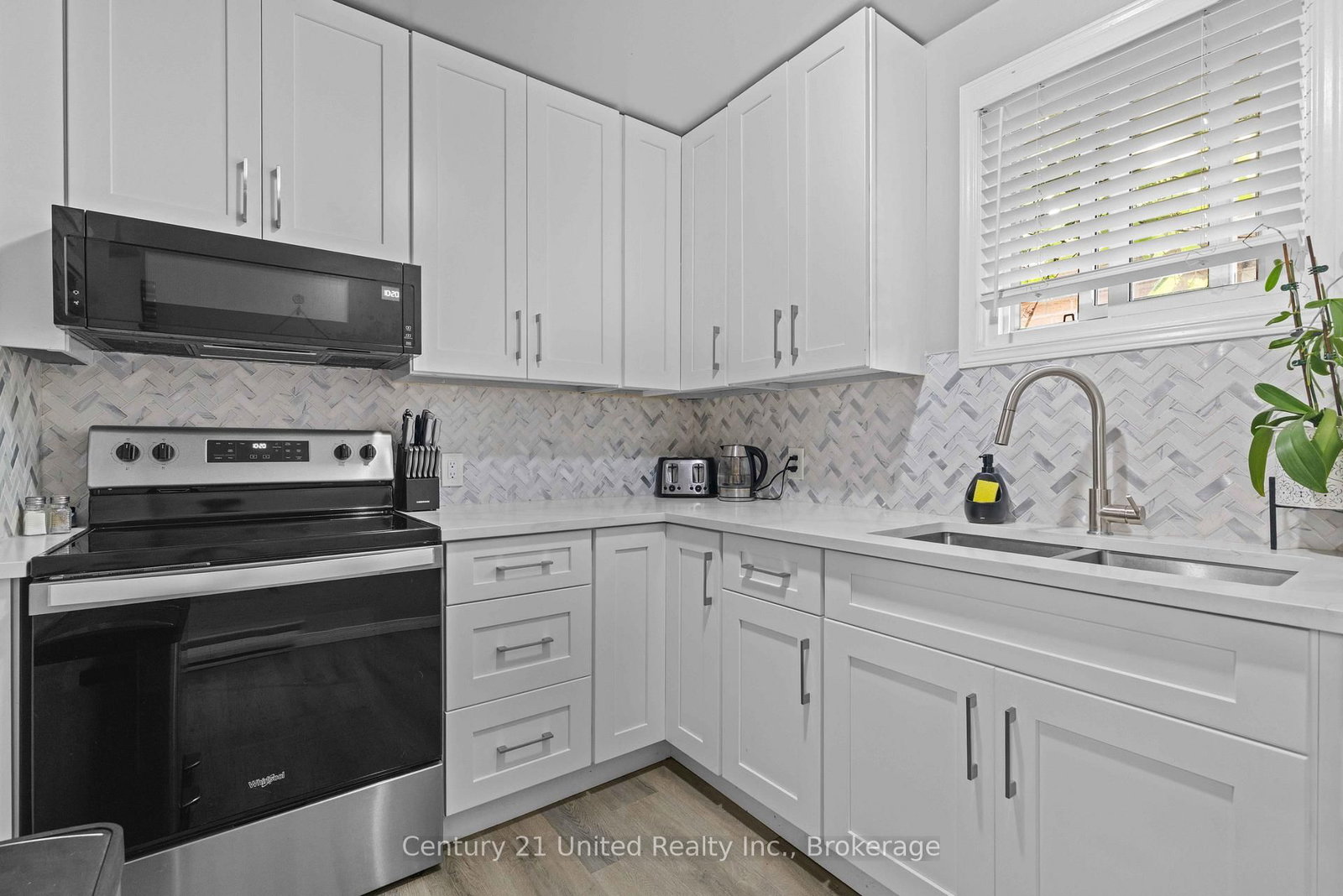718 Mountain Ash Road • Peterborough, ON photo 12