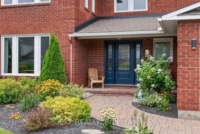 2719 Wyldewood Street • Ottawa, ON photo 2