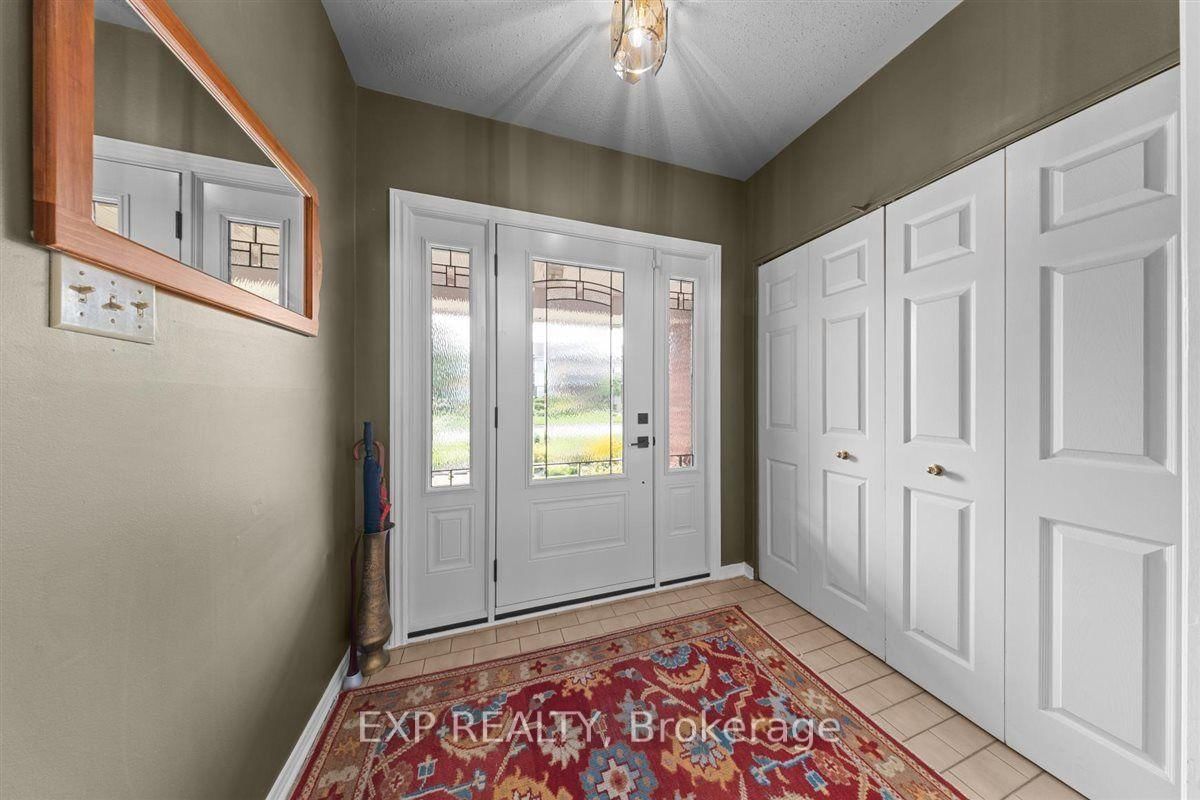 2719 Wyldewood Street • Ottawa, ON photo 3