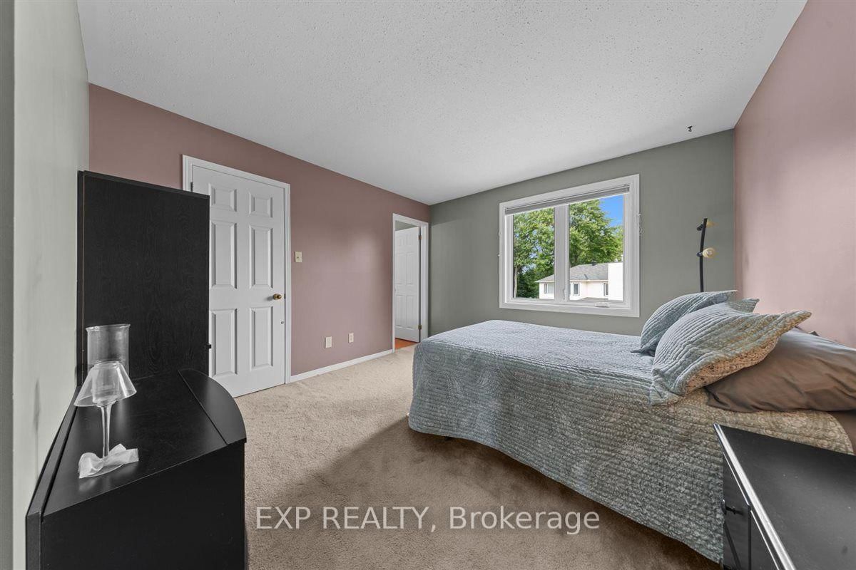 2719 Wyldewood Street • Ottawa, ON photo 30