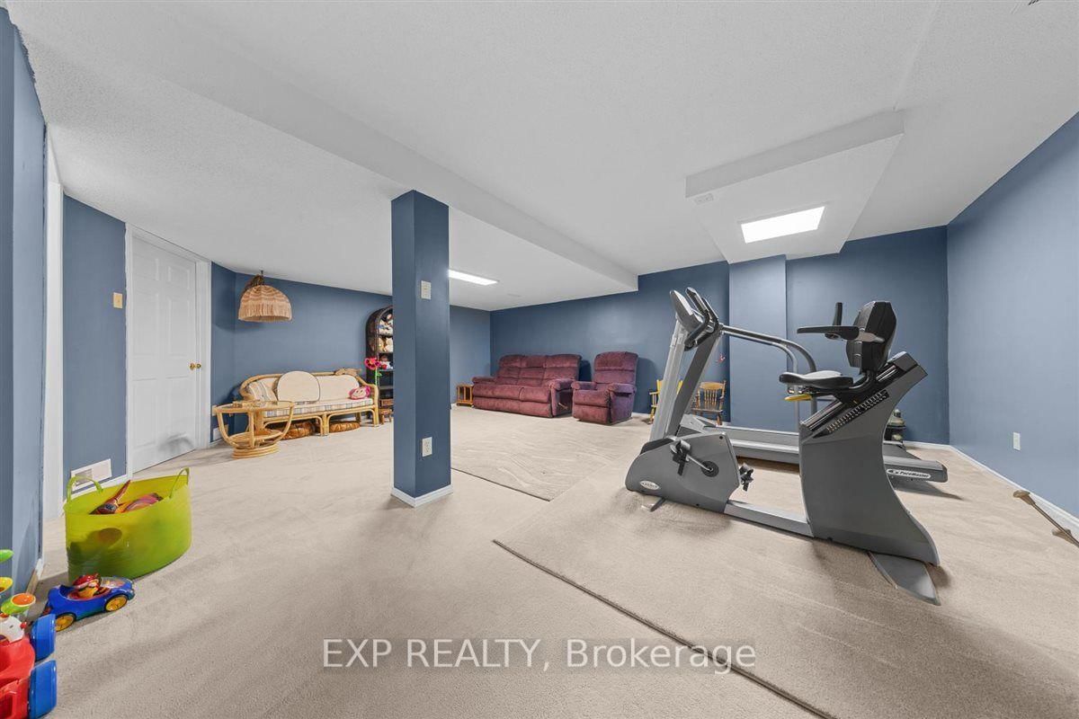 2719 Wyldewood Street • Ottawa, ON photo 36