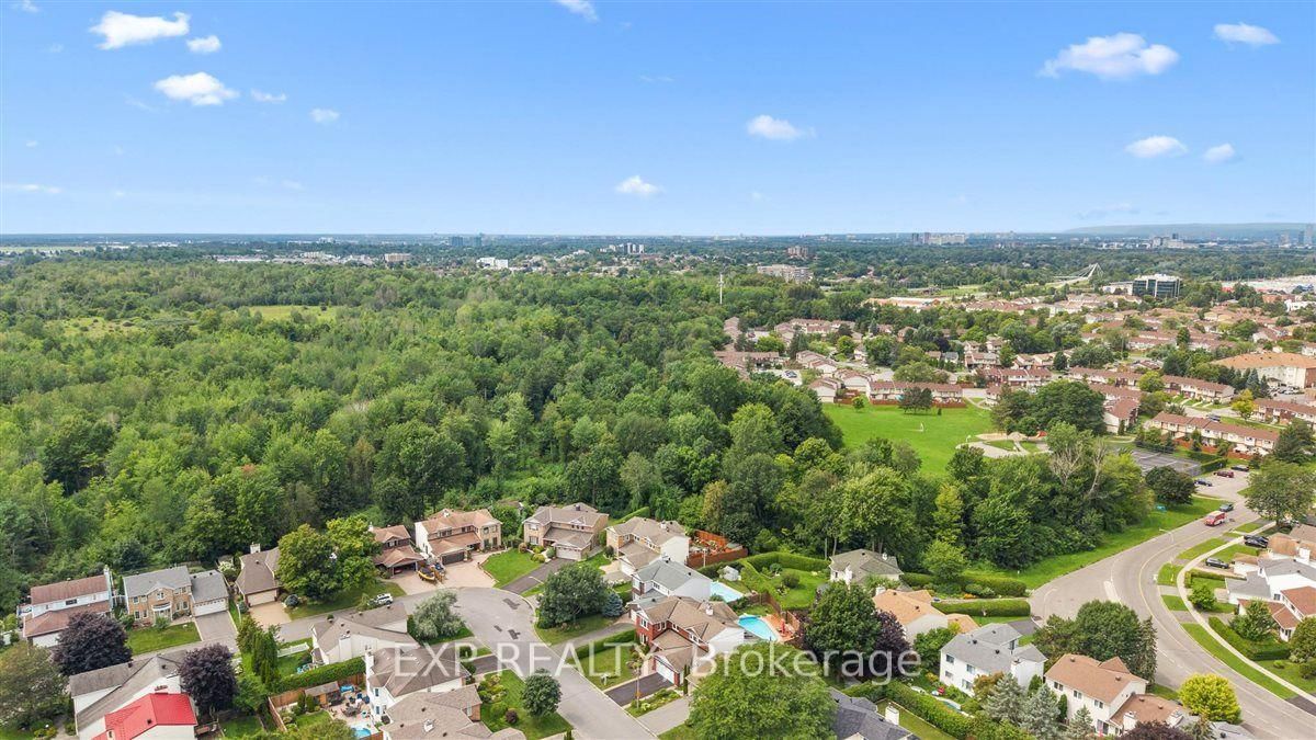 2719 Wyldewood Street • Ottawa, ON photo 47