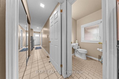 2719 Wyldewood Street • Ottawa, ON photo 5