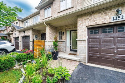 1452 Baseline Road • Hamilton, ON photo 4