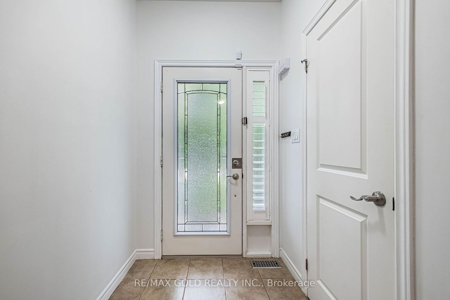 1452 Baseline Road • Hamilton, ON photo 6