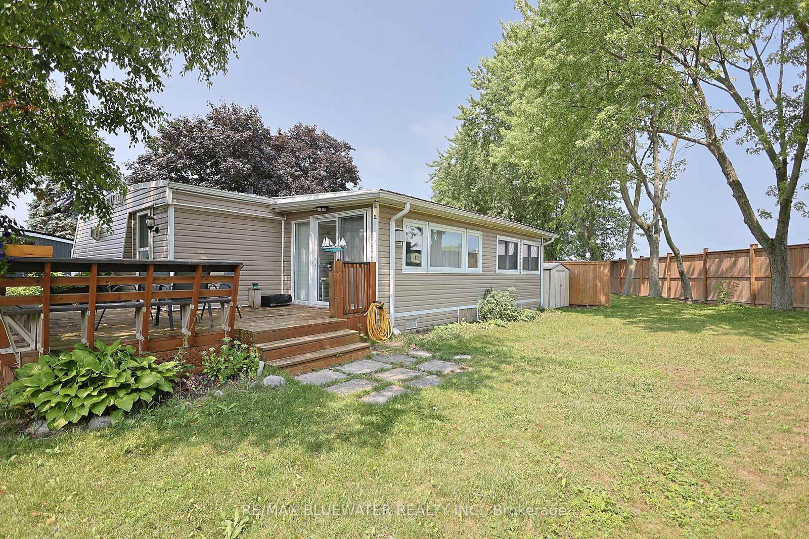 43 St Andrews Place • South Huron, ON photo 37