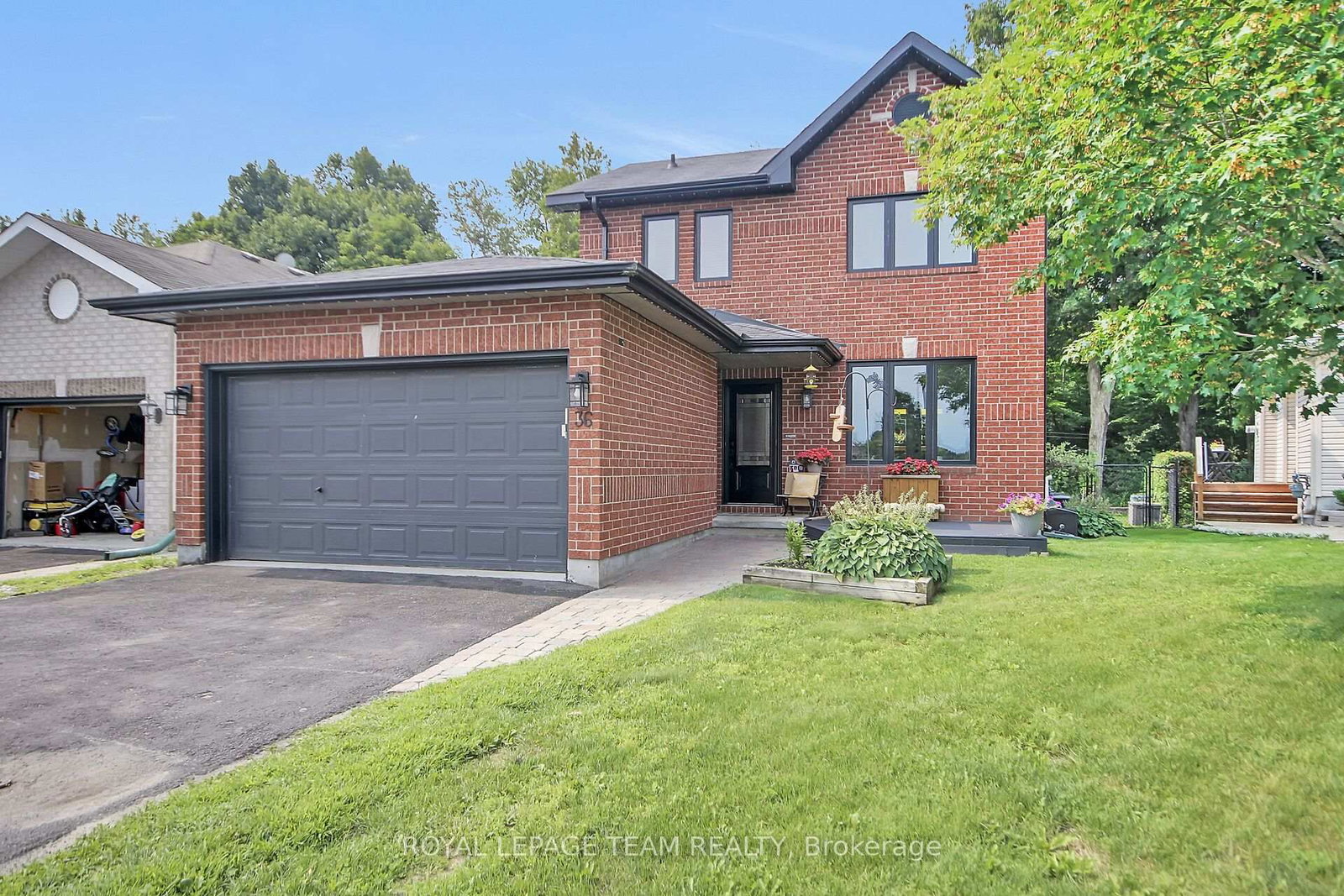 36 Steggall Crescent • Stittsville, ON photo 2