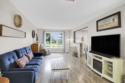 36 Steggall Crescent • Stittsville, ON photo 4
